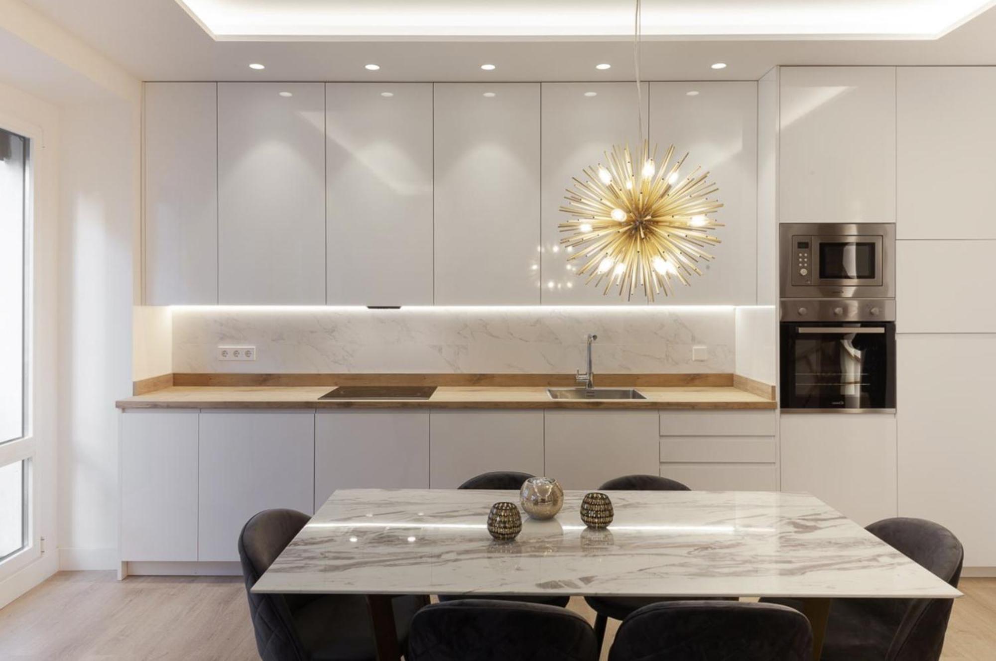 Appartamento Elegant Retreat In City Center Roma Esterno foto